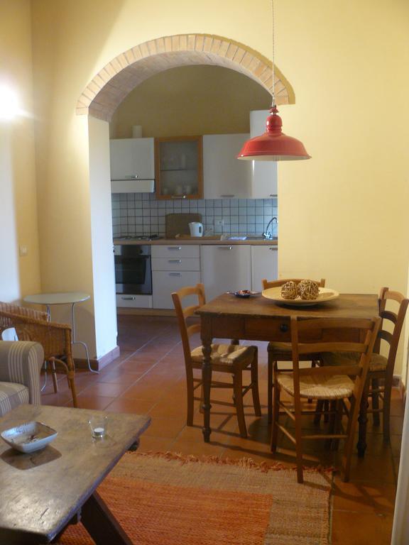 La Certaldina Apartment *