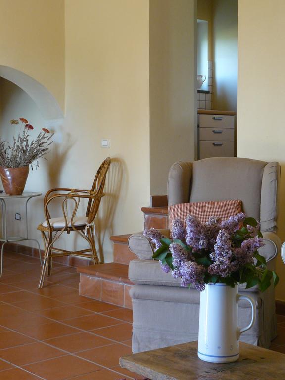 La Certaldina Apartment *